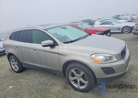 2013 Volvo Xc60 3.2 from USA, damaged, VIN YV4952DL5D2444796